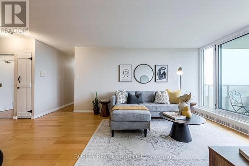 1510 - 15 Torrance Road, Toronto (Eglinton East), ON - Indoor Photo Showing Living Room