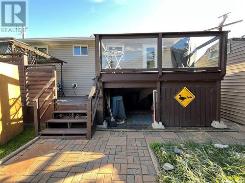 1542 Smith Street, Moose Jaw, SK - Outdoor