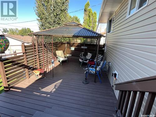 1542 Smith Street, Moose Jaw, SK - Outdoor With Deck Patio Veranda With Exterior