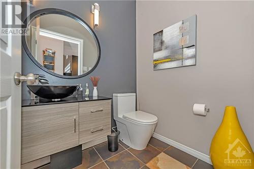 1198 Fieldown Street, Cumberland, ON - Indoor Photo Showing Bathroom