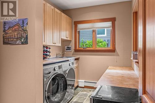 1403 Deer Ridge Road, Golden, BC - Indoor Photo Showing Laundry Room