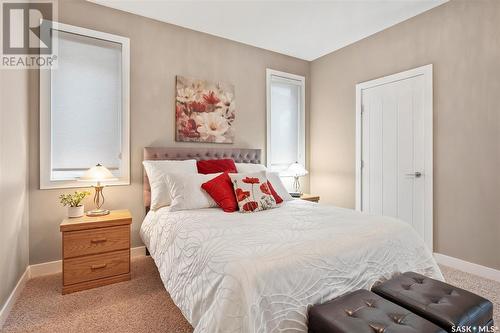 115 Johns Road, Saskatoon, SK - Indoor Photo Showing Bedroom