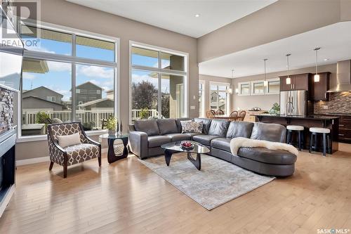 115 Johns Road, Saskatoon, SK - Indoor Photo Showing Living Room