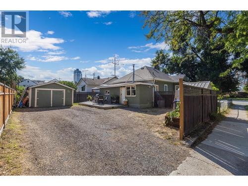 1333 Richter Street, Kelowna, BC - Outdoor