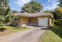 1036 PINEWOOD CRESCENT  Ottawa, ON K2B 5Y5