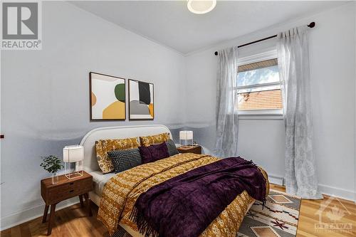 1036 Pinewood Crescent, Ottawa, ON - Indoor Photo Showing Bedroom