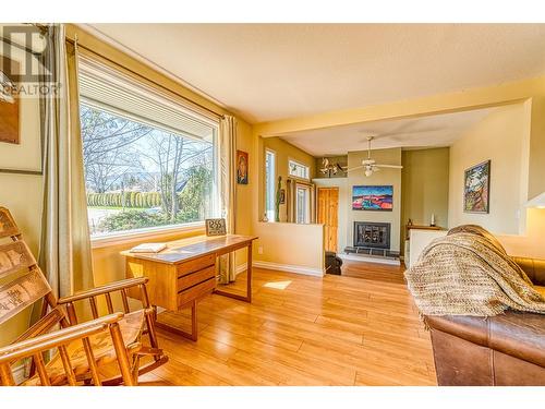 1967 Abbott Street, Kelowna, BC - Indoor With Fireplace