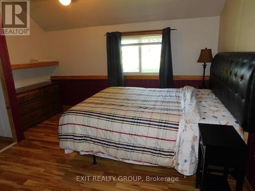 141 Stoco Road, Tweed, ON - Indoor Photo Showing Bedroom