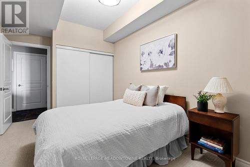 806 - 1 Belvedere Court, Brampton (Downtown Brampton), ON - Indoor Photo Showing Bedroom