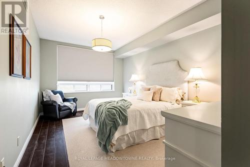 806 - 1 Belvedere Court, Brampton (Downtown Brampton), ON - Indoor Photo Showing Bedroom