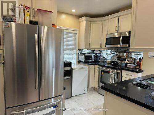 38 Twenty Second Street, Toronto (Long Branch), ON - Indoor Photo Showing Kitchen