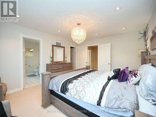 1142 Tupper Drive, Milton (Clarke), ON - Indoor Photo Showing Bedroom