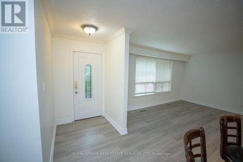 Upper - 521 Wildwood Drive, Oakville, ON - Indoor Photo Showing Other Room