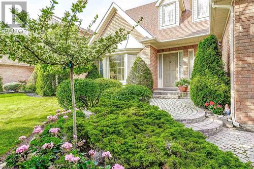 1301 Mapleridge Crescent, Oakville (Glen Abbey), ON - Outdoor