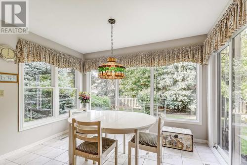 1301 Mapleridge Crescent, Oakville, ON - Indoor Photo Showing Dining Room