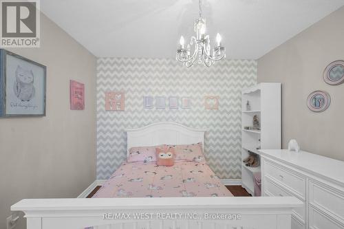 34 Lorraine Crescent, Brampton (Westgate), ON - Indoor Photo Showing Bedroom