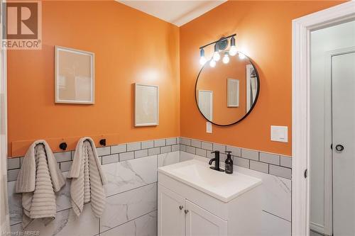 732 Airport Road, North Bay, ON - Indoor Photo Showing Bathroom