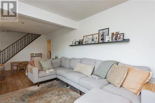 732 Airport Road, North Bay, ON - Indoor Photo Showing Living Room