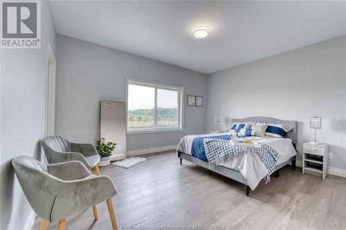 51 Kingsbridge Drive, Amherstburg, ON - Indoor Photo Showing Bedroom