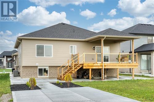 51 Kingsbridge Drive, Amherstburg, ON - Outdoor With Deck Patio Veranda With Facade