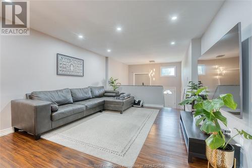 2475 Maitland, Windsor, ON - Indoor Photo Showing Living Room