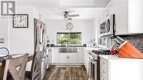 793 Valentino Drive, Lakeshore, ON - Indoor Photo Showing Kitchen With Upgraded Kitchen