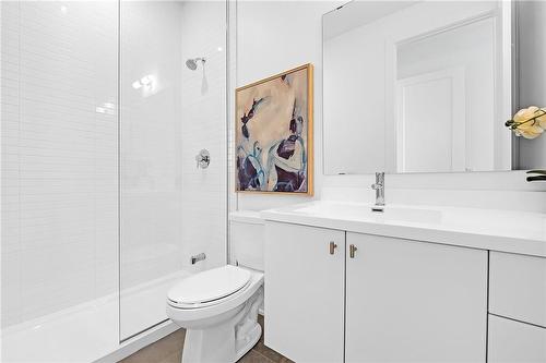 3220 William Coltson Avenue|Unit #2207, Oakville, ON - Indoor Photo Showing Bathroom