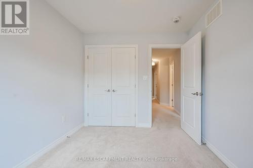 34 Carmel Drive, Hamilton (Sheldon), ON - Indoor Photo Showing Other Room