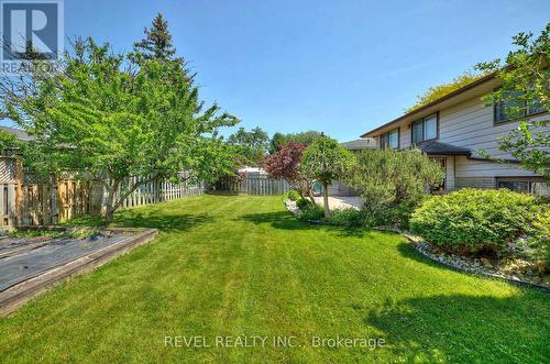 7151 Maywood Street, Niagara Falls, ON - Outdoor