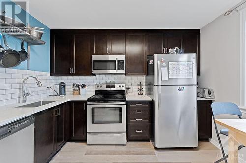 3375 Cambrian Road, Ottawa, ON - Indoor Photo Showing Kitchen With Stainless Steel Kitchen