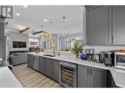 2901 Abbott Street Unit# 401, Kelowna, BC - Indoor Photo Showing Kitchen With Double Sink With Upgraded Kitchen