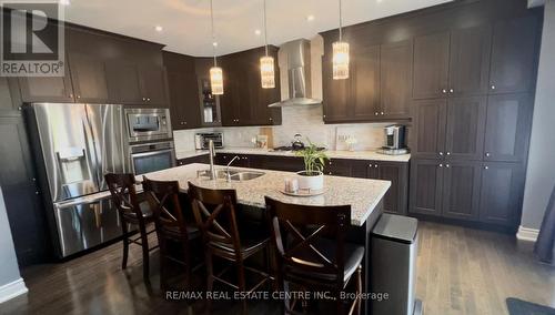 821 O'Reilly Crescent, Shelburne, ON - Indoor Photo Showing Kitchen With Upgraded Kitchen