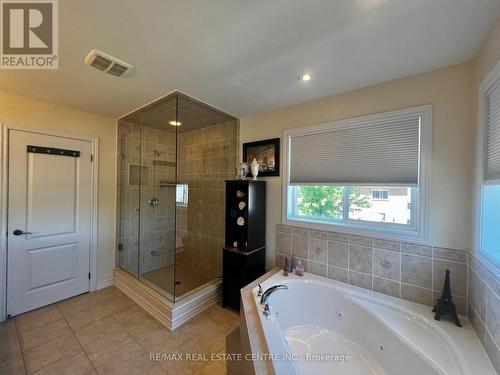 821 O'Reilly Crescent, Shelburne, ON - Indoor Photo Showing Bathroom