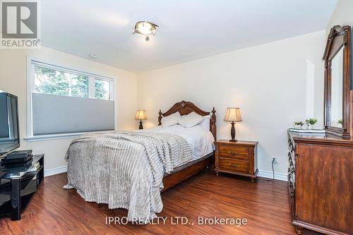 14 Burke Street, Toronto (Newtonbrook West), ON - Indoor Photo Showing Bedroom