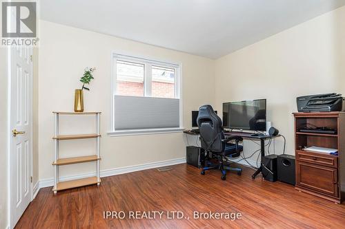 14 Burke Street, Toronto (Newtonbrook West), ON - Indoor Photo Showing Other Room