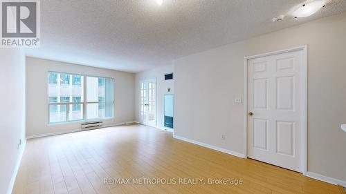 810 - 7 Carlton Street, Toronto, ON - Indoor Photo Showing Other Room