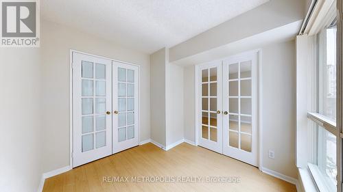 810 - 7 Carlton Street, Toronto, ON - Indoor Photo Showing Other Room