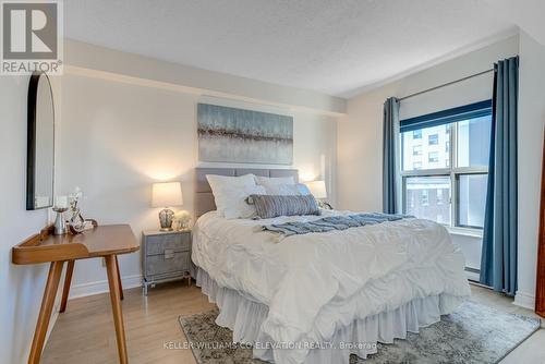 705 - 97 Lawton Boulevard, Toronto (Yonge-St. Clair), ON - Indoor Photo Showing Bedroom