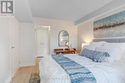 705 - 97 Lawton Boulevard, Toronto (Yonge-St. Clair), ON - Indoor Photo Showing Bedroom