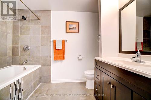 1552 Bourcier Drive, Ottawa (Cumberland), ON - Indoor Photo Showing Bathroom