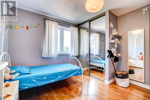 1552 Bourcier Drive, Ottawa (Cumberland), ON - Indoor Photo Showing Bedroom