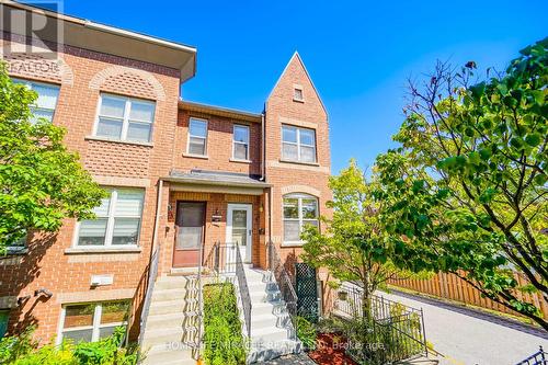 1 Corner Lane, Toronto (Bendale), ON - Outdoor