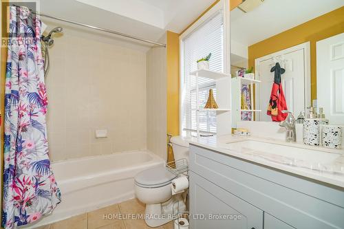 1 Corner Lane, Toronto (Bendale), ON - Indoor Photo Showing Bathroom