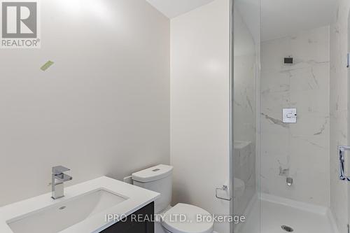 809 - 9075 Jane Street, Vaughan, ON - Indoor Photo Showing Bathroom