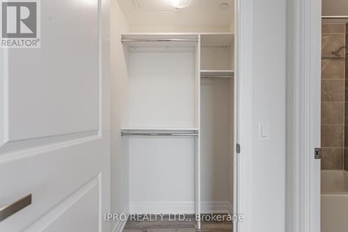 809 - 9075 Jane Street, Vaughan, ON - Indoor With Storage