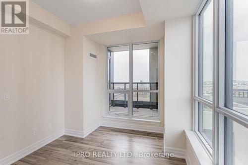 809 - 9075 Jane Street, Vaughan, ON - Indoor Photo Showing Other Room