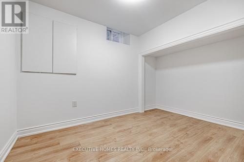 374 Gilpin Drive, Newmarket, ON - Indoor Photo Showing Other Room