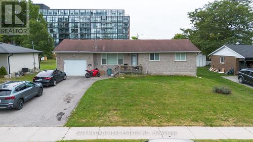 213 Kenneth Avenue, Barrie (Painswick South), ON - Outdoor