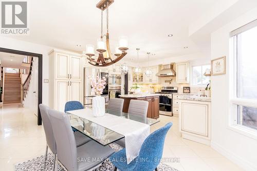 64 Banington Cres Crescent, Brampton (Snelgrove), ON - Indoor Photo Showing Dining Room