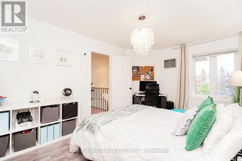 64 Banington Cres Crescent, Brampton (Snelgrove), ON - Indoor Photo Showing Bedroom